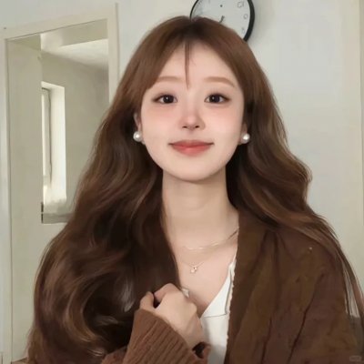 和红色中国人看电视